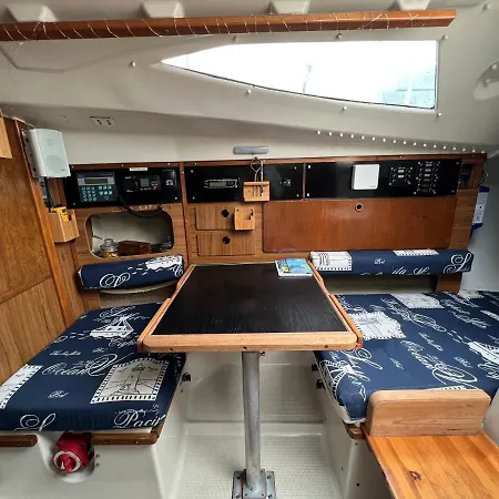 Nuit Insolite Sur Un Bateau Au Havre Le Havre Exterior foto