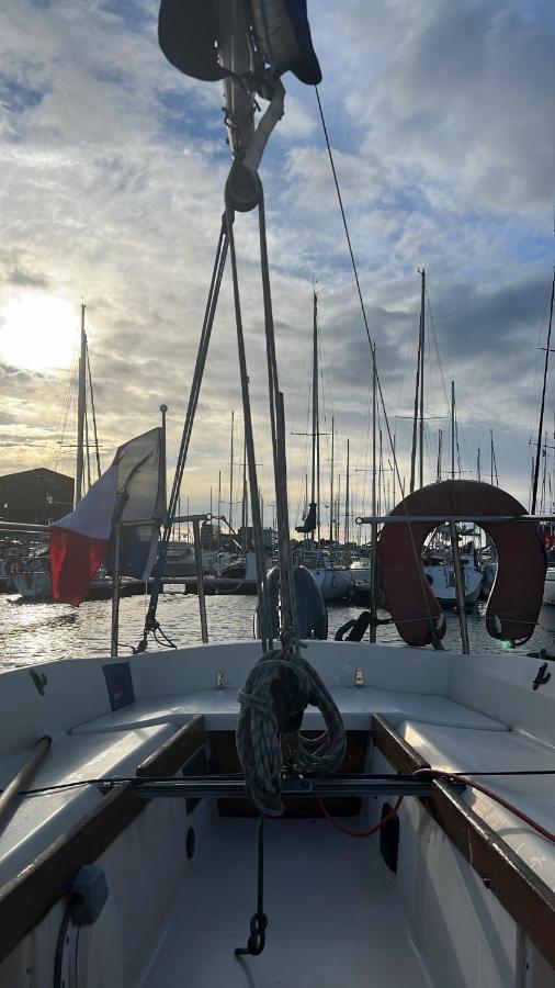 Nuit Insolite Sur Un Bateau Au Havre Botel *